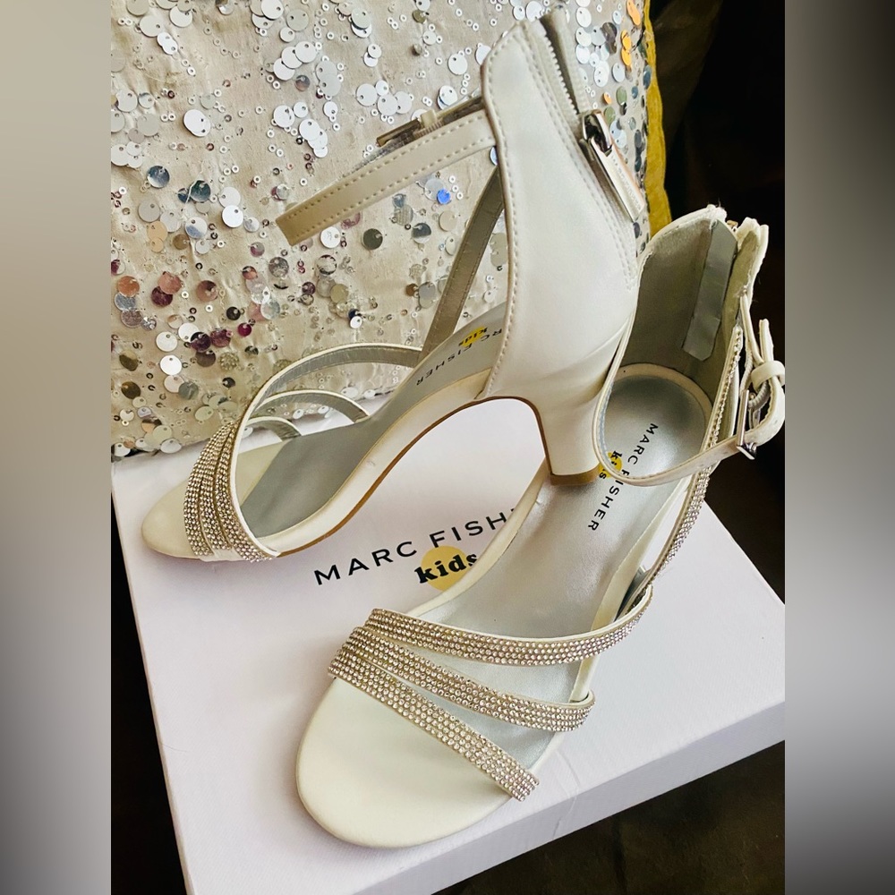 Marc Fisher Kids Dress Shoes